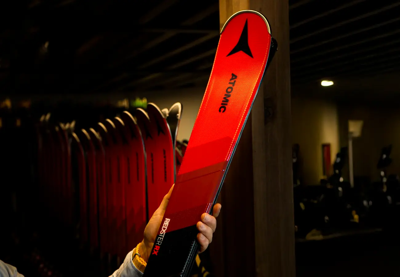 Imagen esquíes gama iniciación redster rx